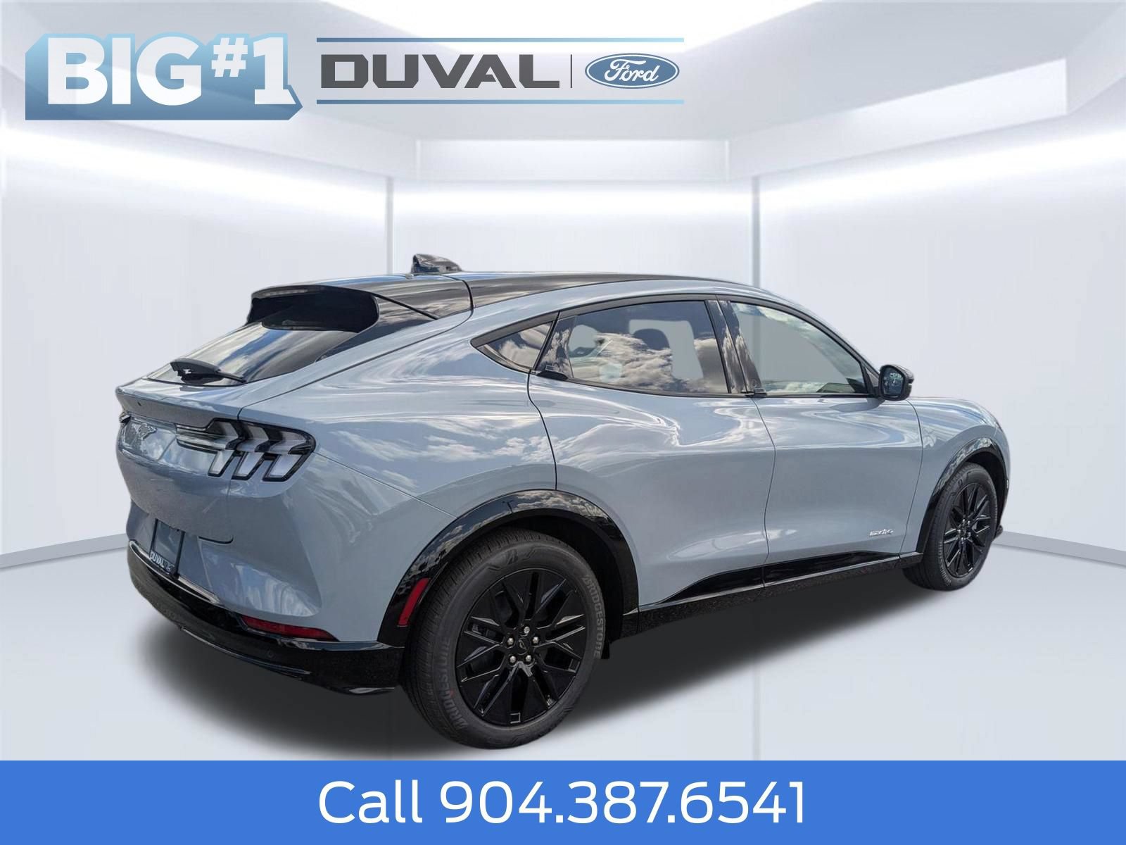New 2026 Ford Mustang Mach-E Premium w/ Sport Appearance Package AWD/4WD image 4