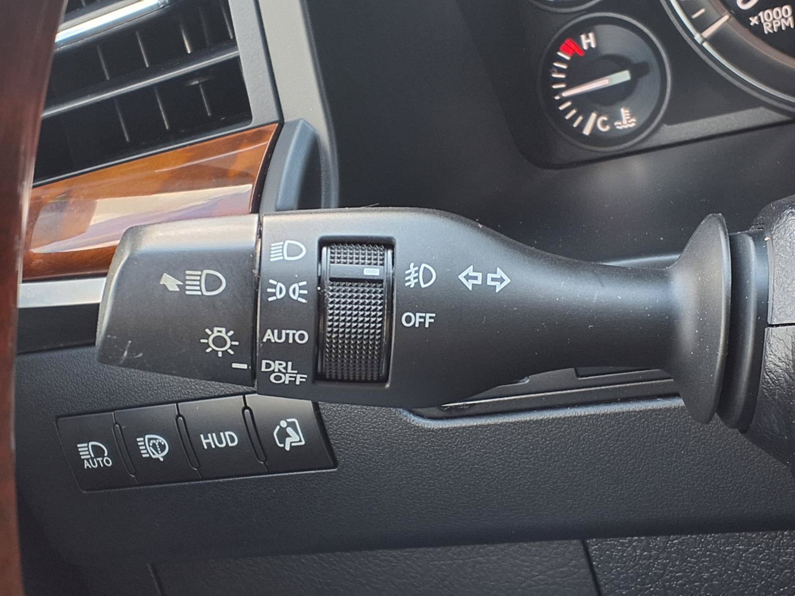 Used 2018 Lexus LX 570 4WD w/ Luxury Package image 14