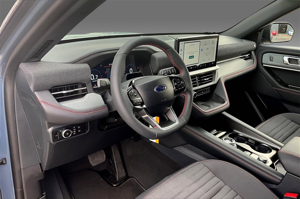 New 2025 Ford Explorer ST-Line w/ Premium Package image 3