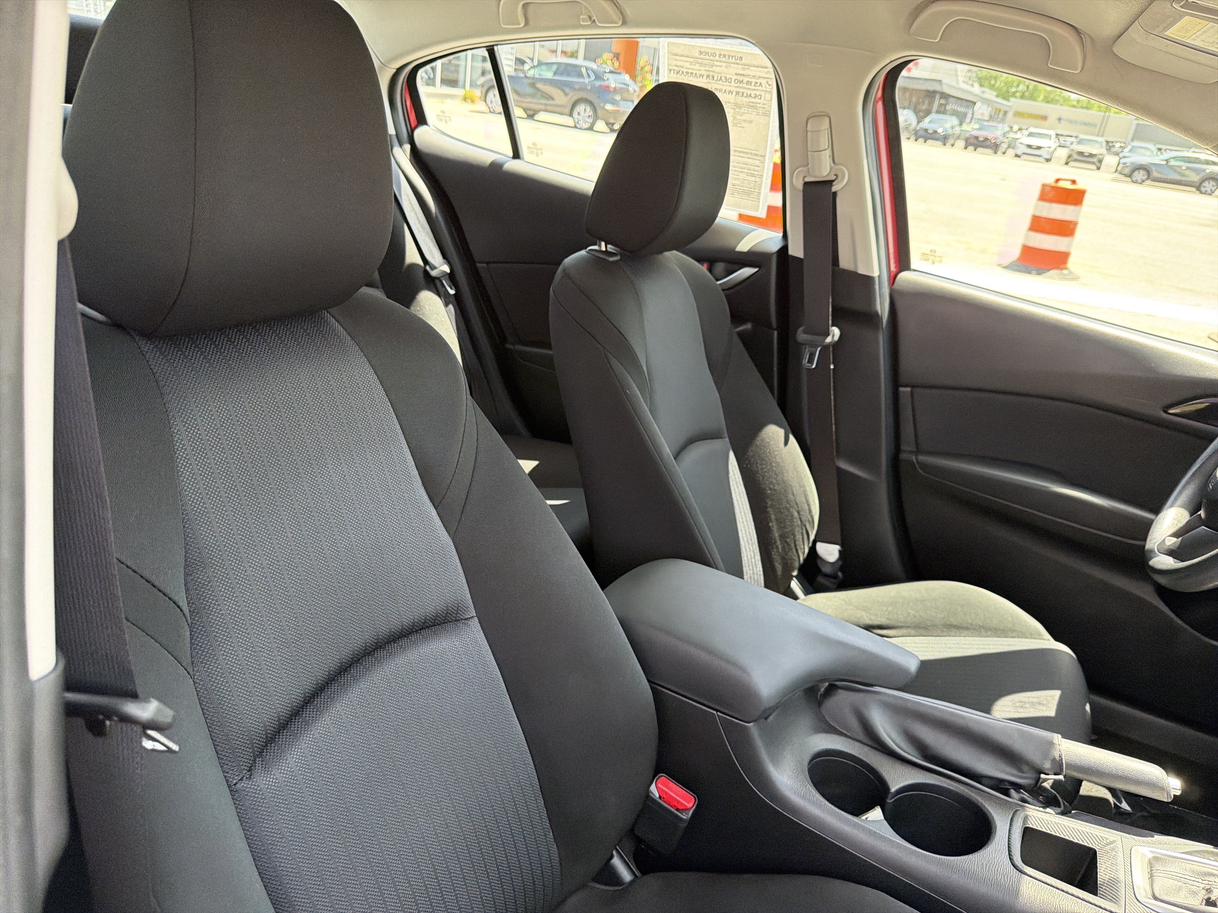 Used 2014 MAZDA MAZDA3 i Sport FWD image 46