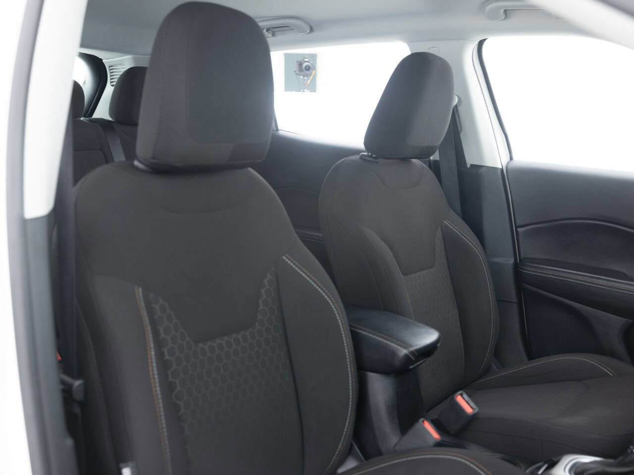 Used 2021 Jeep Compass Sport w/ Cold Weather Group AWD/4WD image 28