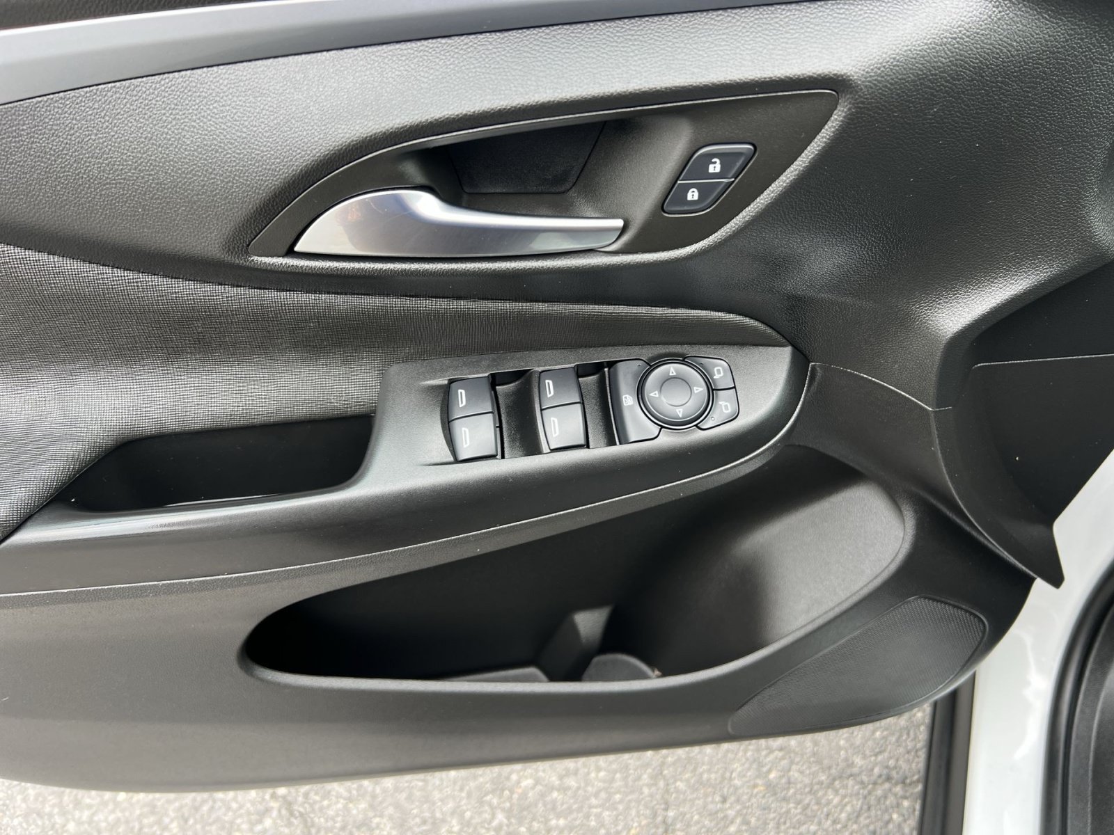 Used 2024 Buick Envista Preferred FWD image 14