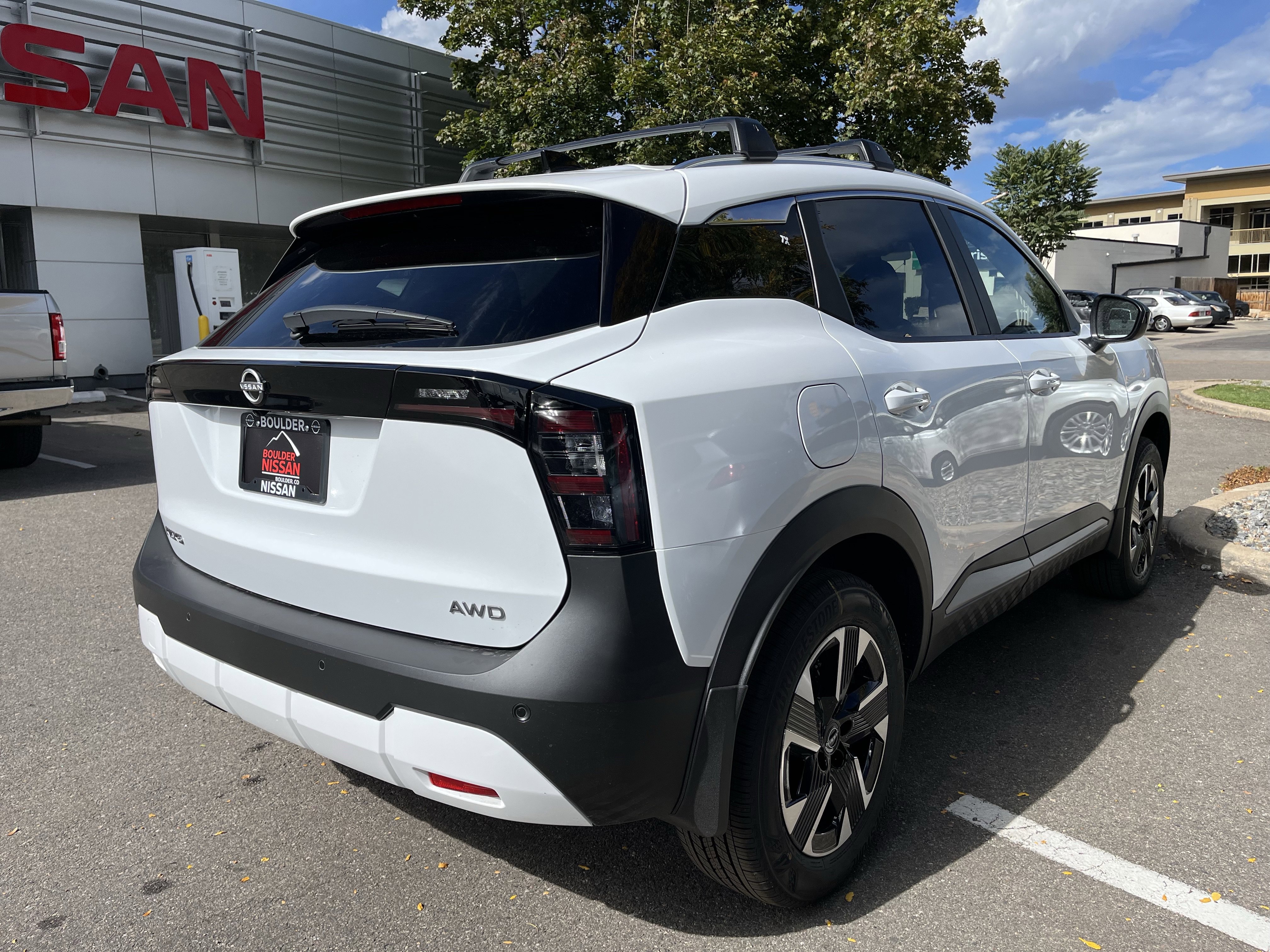 New 2026 Nissan Kicks SV image 7