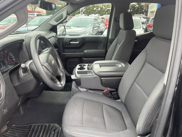 Used 2020 Chevrolet Silverado 1500 Custom w/ Custom Value Package image 11