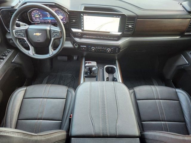 Used 2024 Chevrolet Silverado 1500 High Country w/ High Country Premium Package image 29