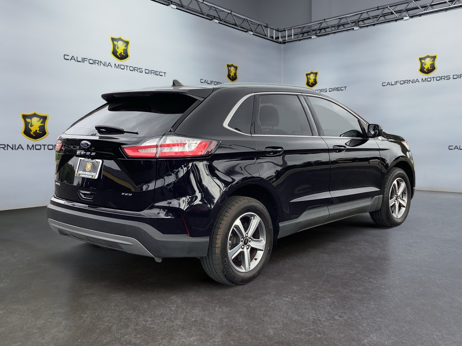 Used 2023 Ford Edge SEL w/ Convenience Package AWD/4WD image 5