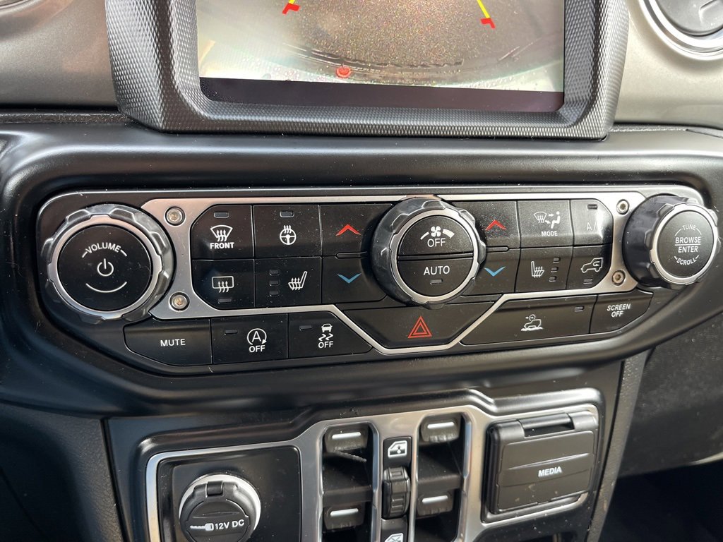 Used 2022 Jeep Wrangler Unlimited Sahara w/ LED Lighting Group image 12