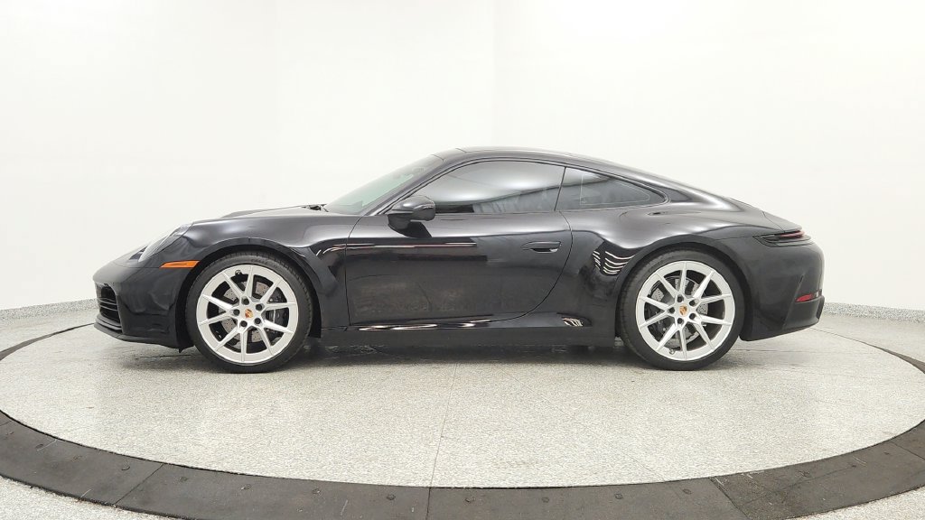 Used 2025 Porsche 911 Carrera RWD image 2