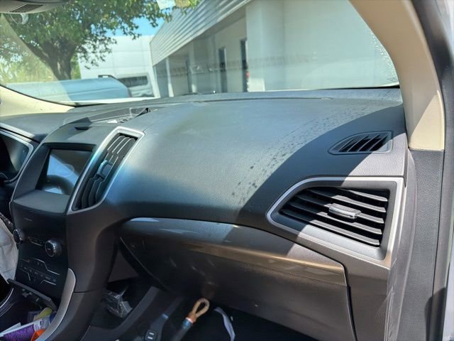 Used 2020 Ford Edge SEL w/ Convenience Package FWD image 12