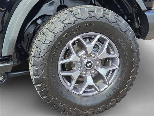Used 2023 Ford Bronco Badlands image 21