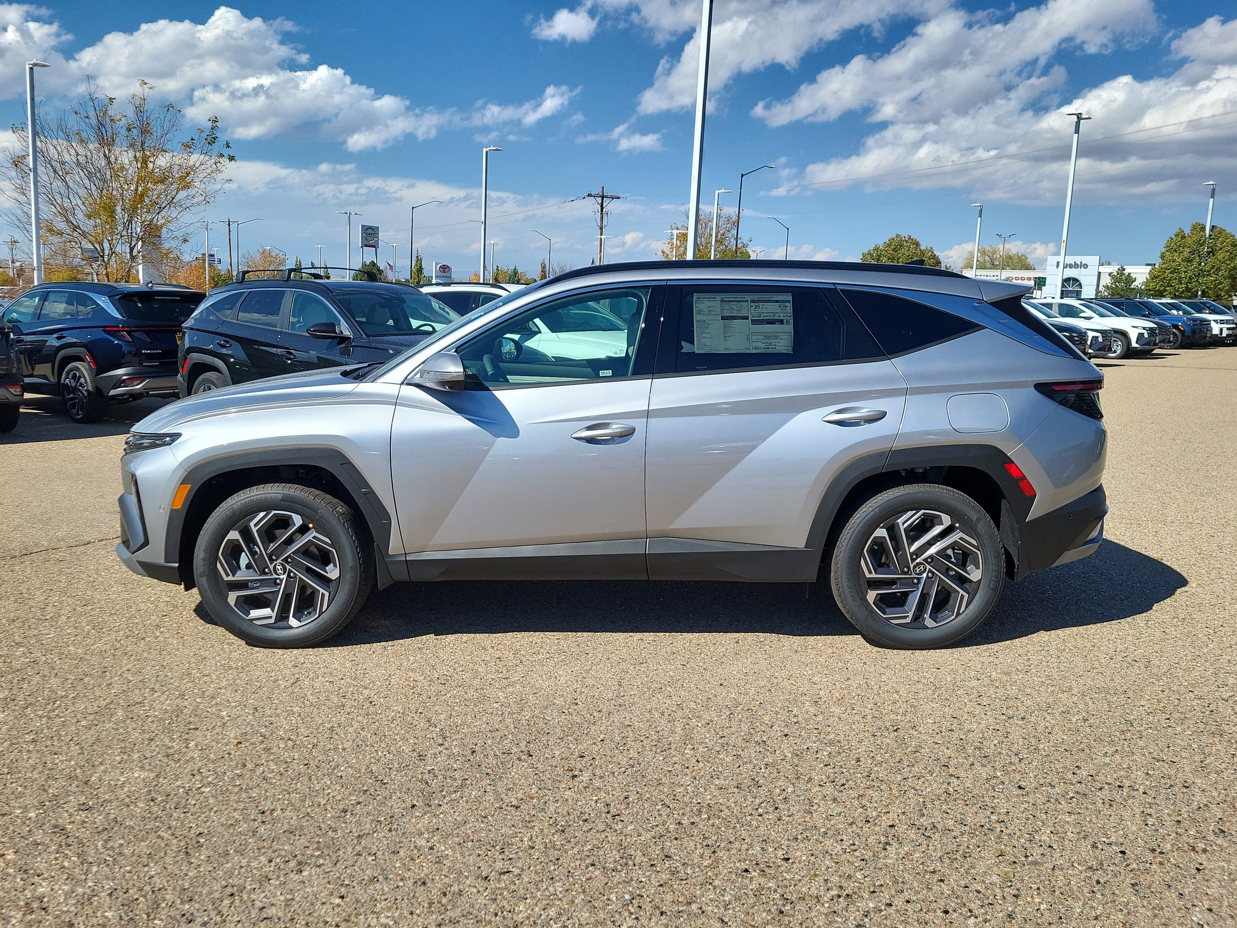 New 2025 Hyundai Tucson Limited image 2