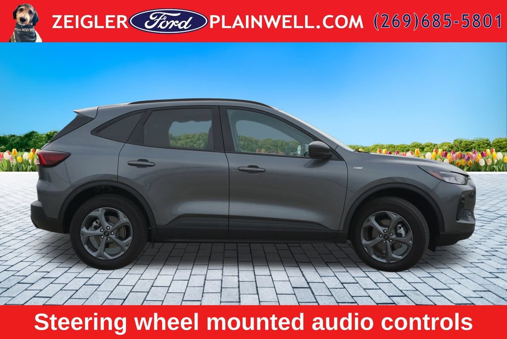 Used 2025 Ford Escape ST-Line w/ Tech Pack #1 AWD/4WD image 6