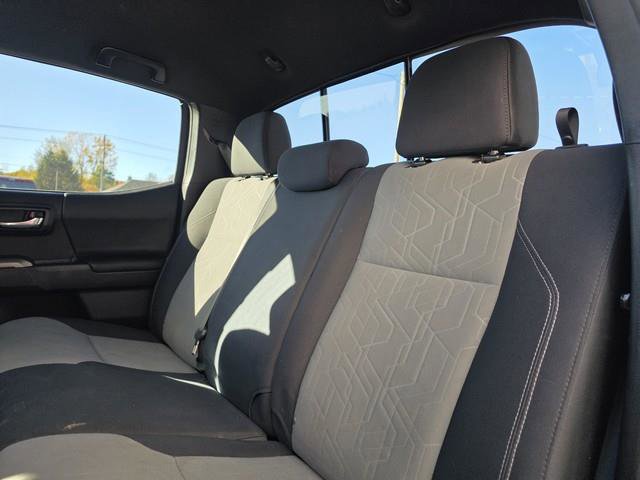 Used 2021 Toyota Tacoma TRD Off-Road image 20