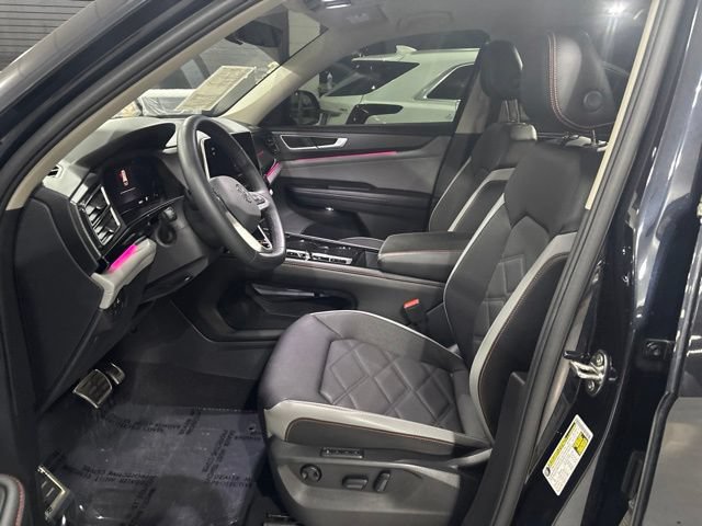 Used 2024 Volkswagen Atlas Peak Edition SEL AWD/4WD image 12