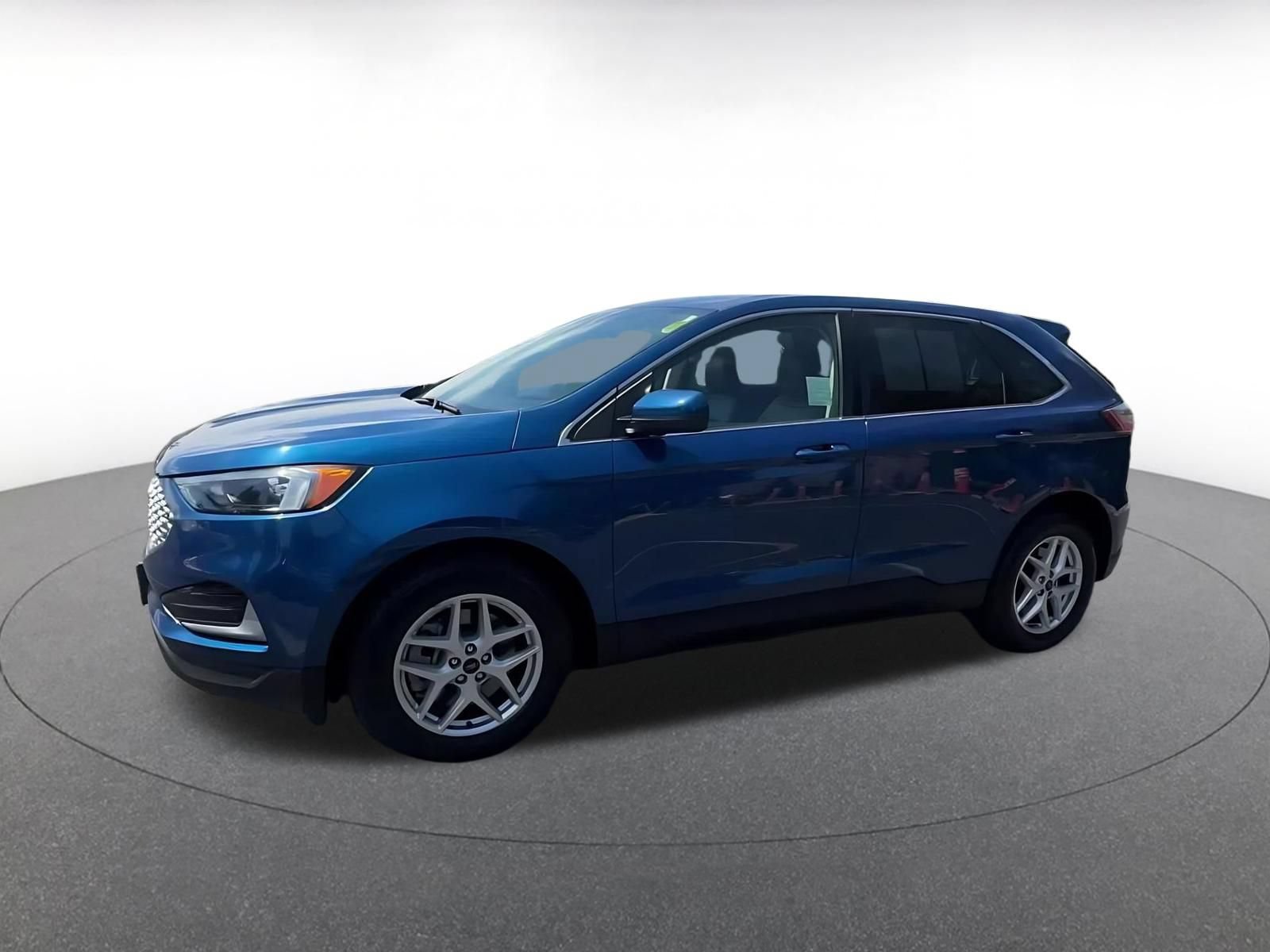 Used 2024 Ford Edge SEL AWD/4WD image 8