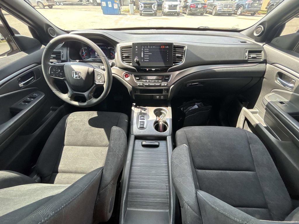 Used 2022 Honda Pilot Sport image 15