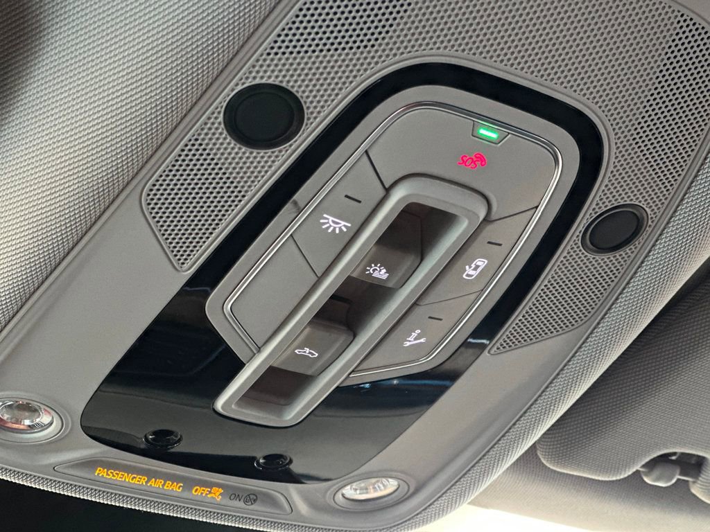 Used 2019 Audi e-tron Prestige w/ Prestige Package image 56