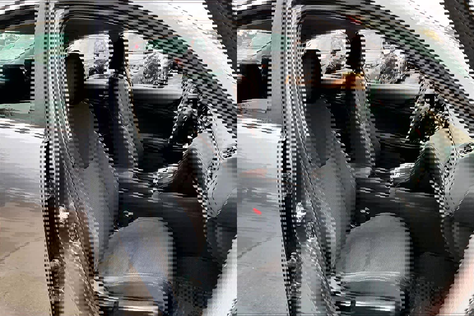 Used 2021 Honda Insight EX image 8