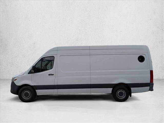 Used 2021 Mercedes-Benz Sprinter 2500 image 10