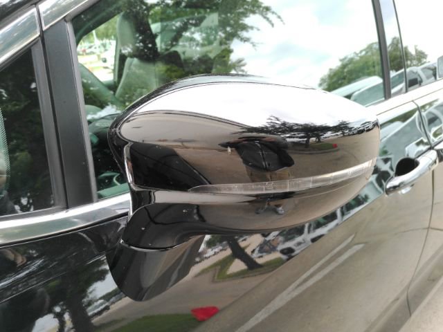 Used 2026 Chrysler Pacifica Select FWD image 17
