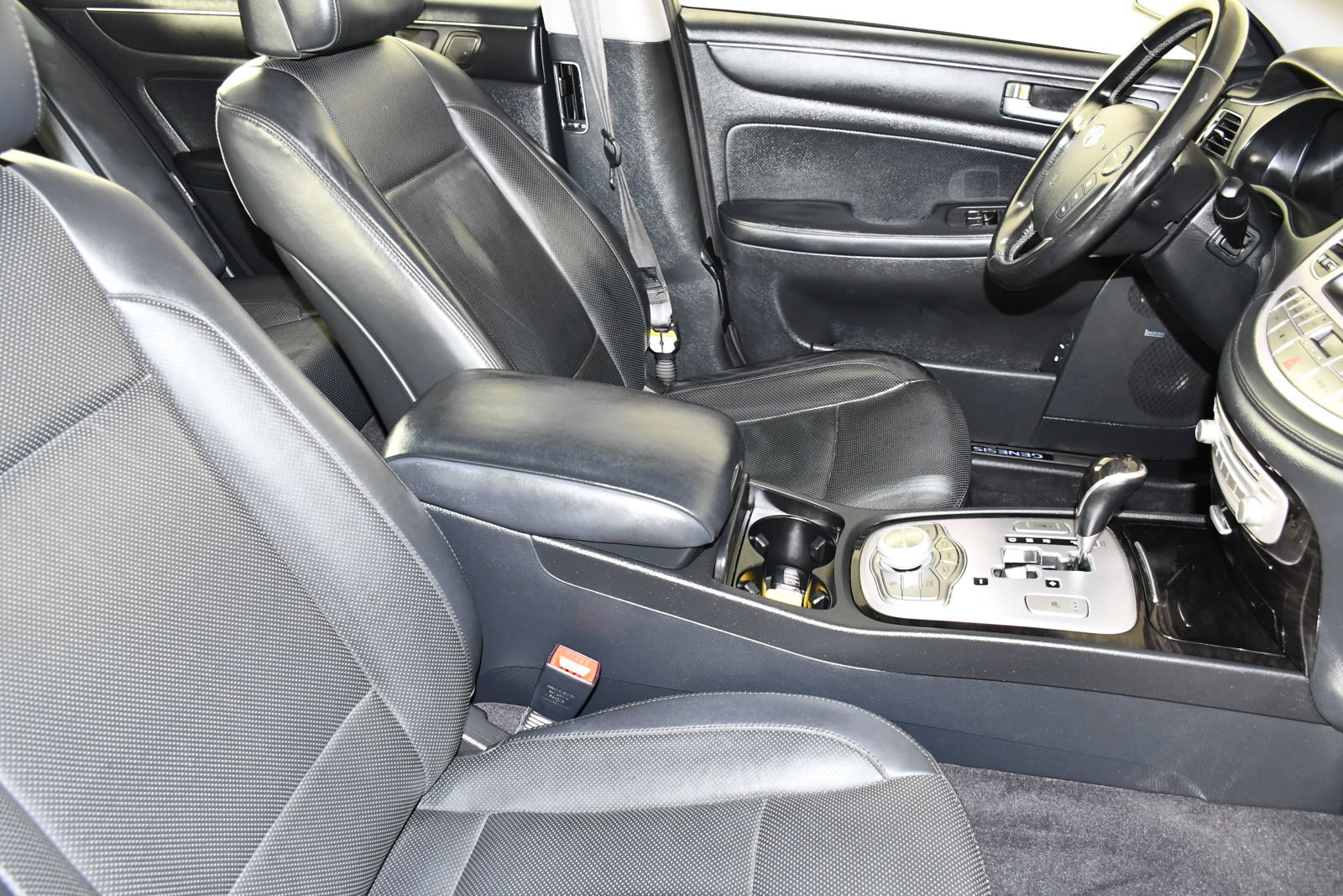 Used 2013 Hyundai Genesis 5.0 R-Spec RWD image 43