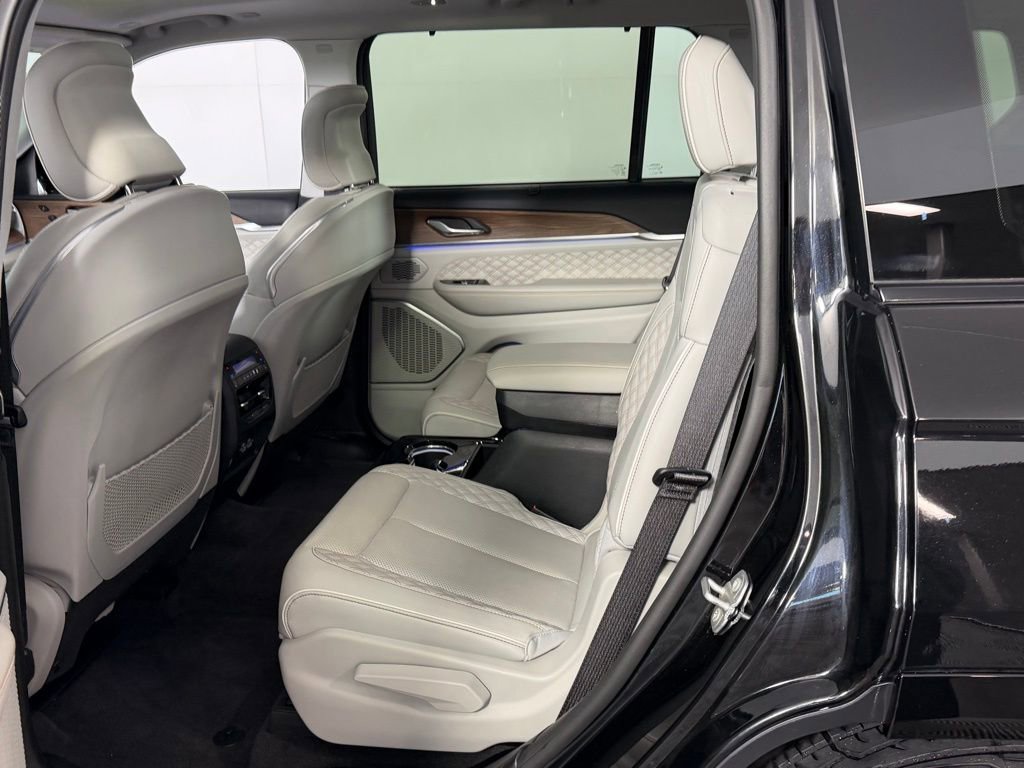 Used 2021 Jeep Grand Cherokee L Summit w/ Advanced Protech Group IV AWD/4WD image 24