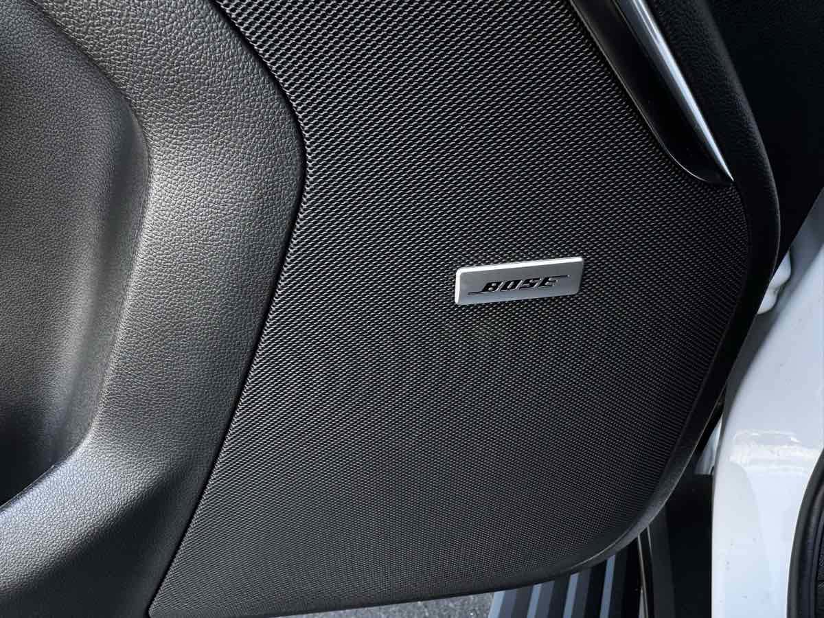 Used 2024 GMC Yukon Denali w/ Advanced Technology Package image 30