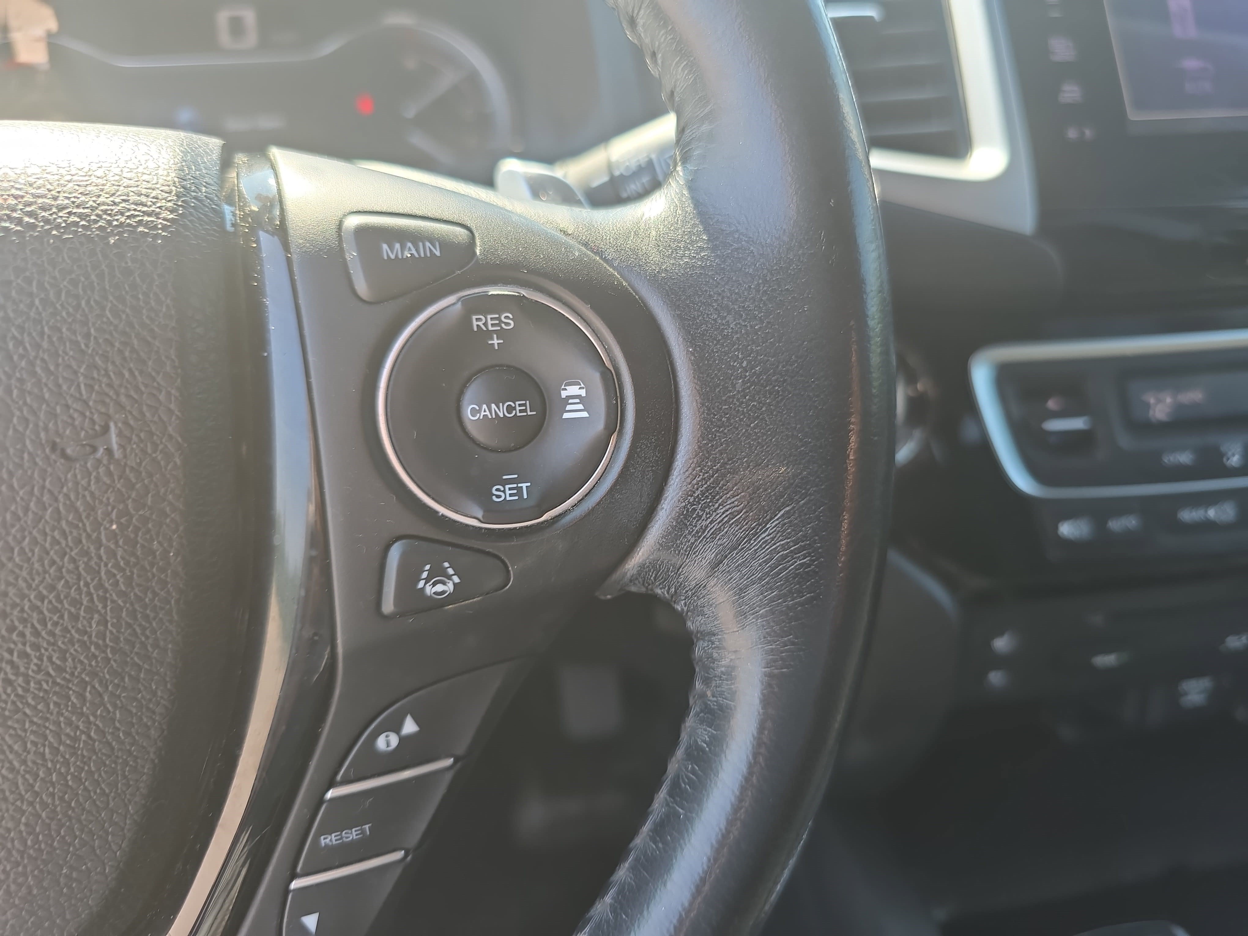 Used 2016 Honda Pilot Elite image 17