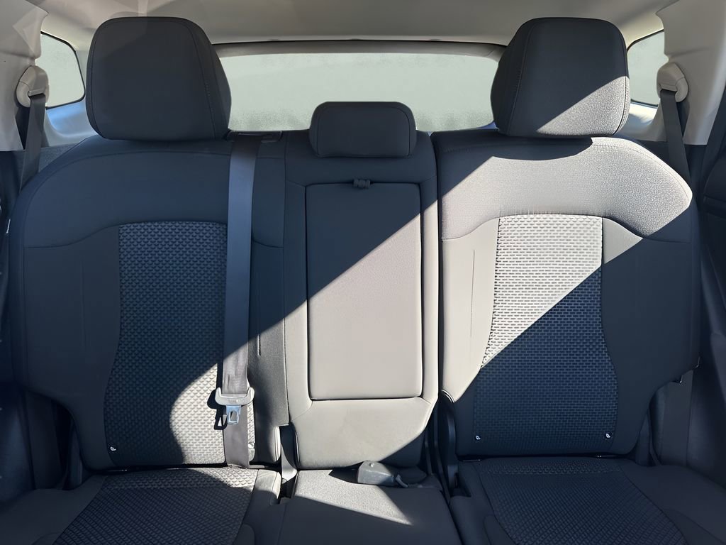 Used 2024 Kia Sportage LX image 10