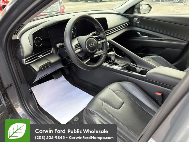 Used 2023 Hyundai Elantra Limited FWD image 12
