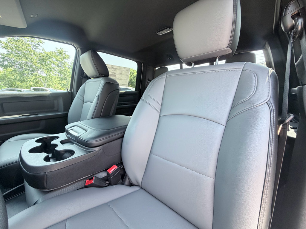 New 2026 RAM 3500 Tradesman AWD/4WD image 21