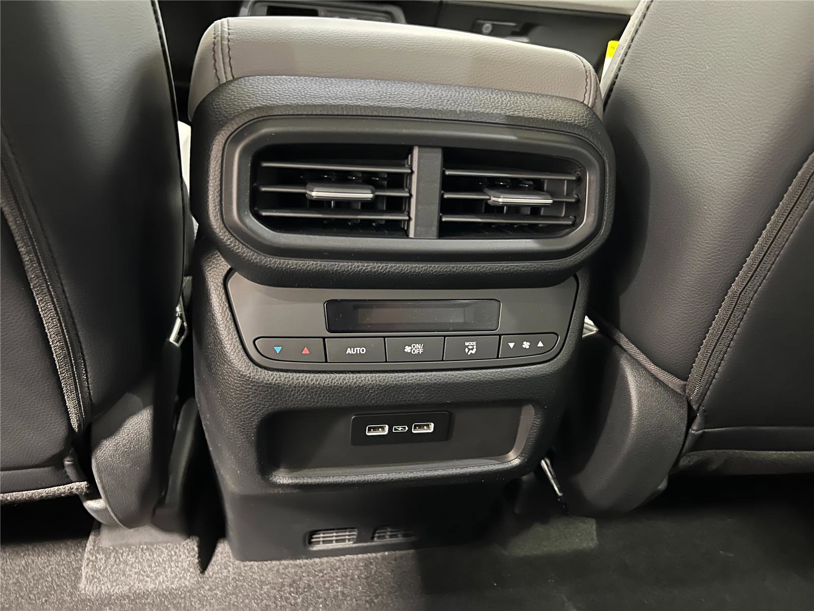 New 2025 Honda Pilot EX-L image 29