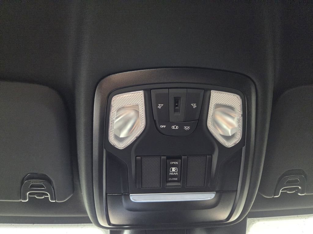 Certified 2024 RAM 2500 Tradesman w/ Safety Group AWD/4WD image 16