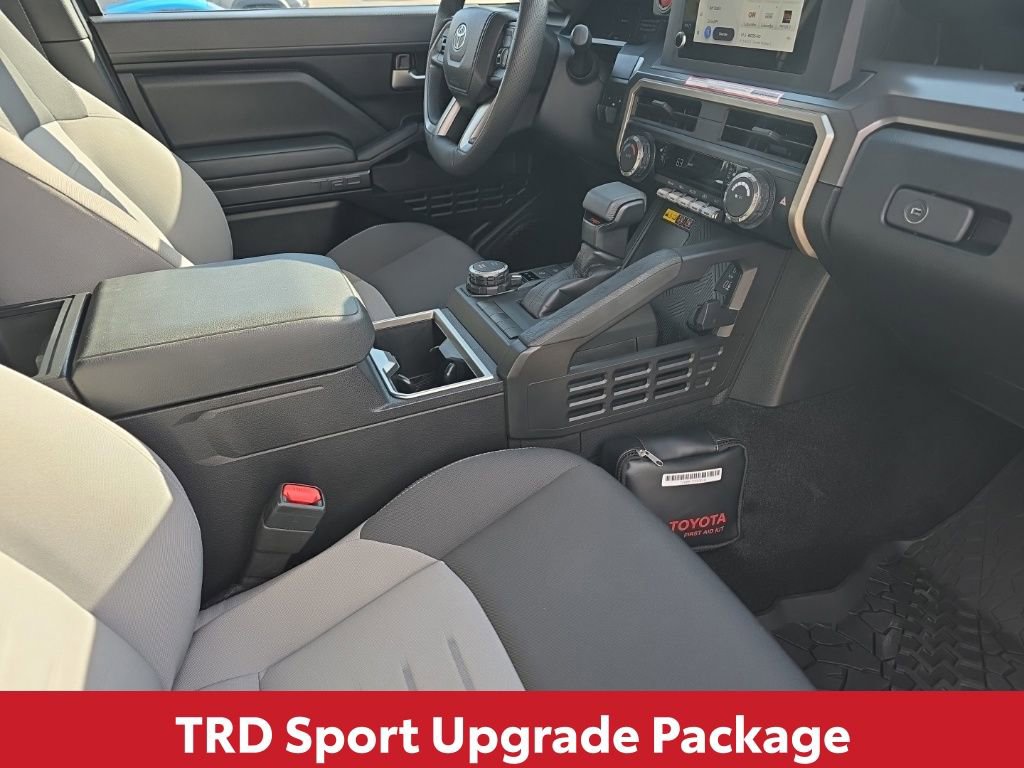 Used 2024 Toyota Tacoma TRD Sport w/ TRD Sport Upgrade Package image 18