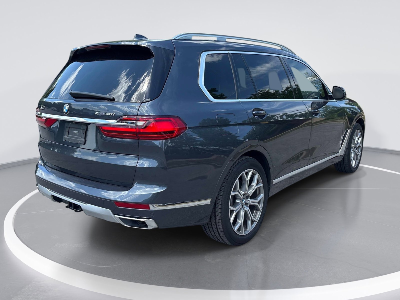 Used 2019 BMW X7 xDrive40i w/ Premium Package AWD/4WD image 8