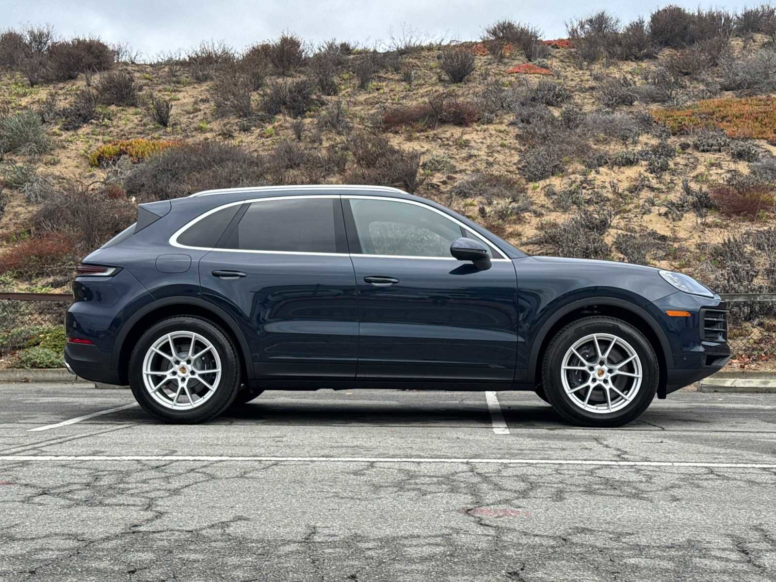Certified 2025 Porsche Cayenne image 9
