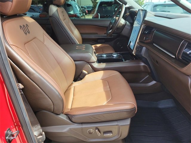 Used 2022 Ford Expedition King Ranch image 9
