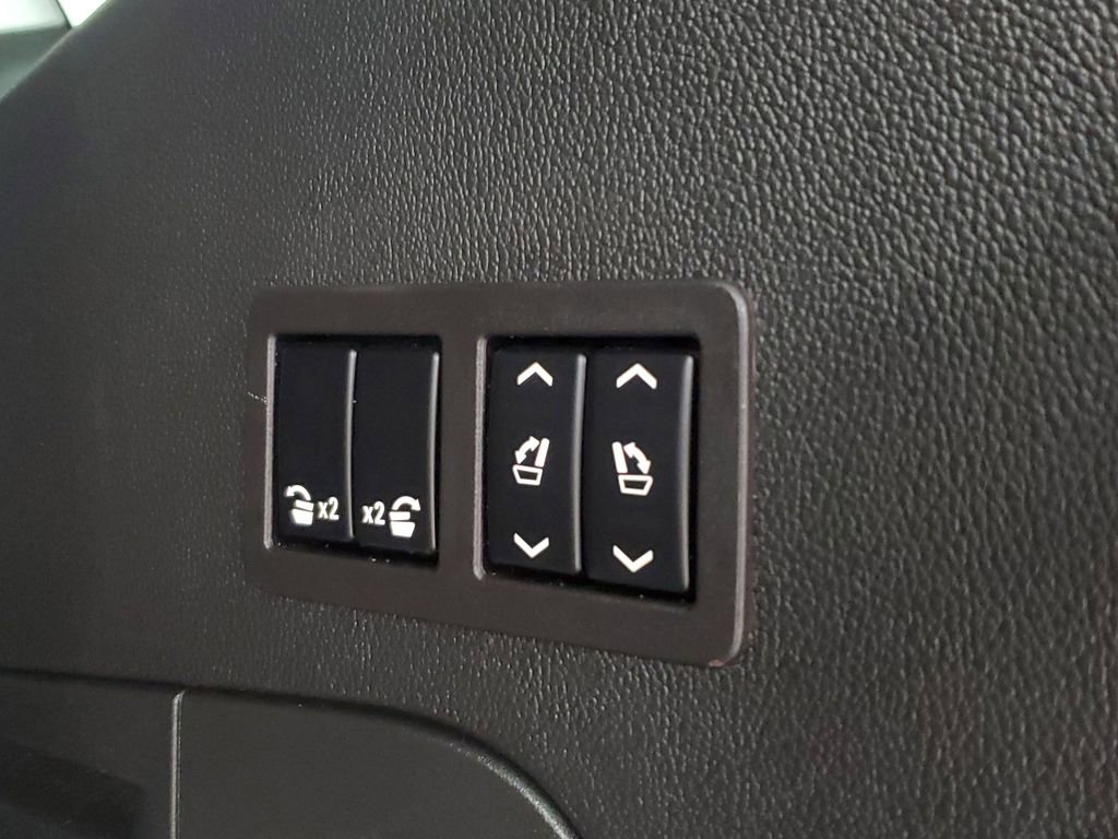 Used 2020 Chevrolet Tahoe Premier w/ RST 6.2L Performance Edition image 47