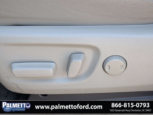 Used 2016 Toyota Sienna XLE FWD image 20