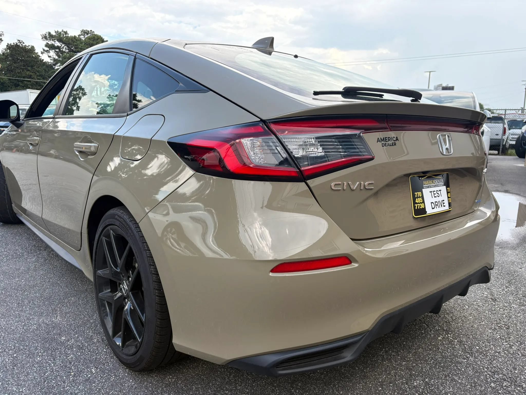 Used 2025 Honda Civic Sport image 8