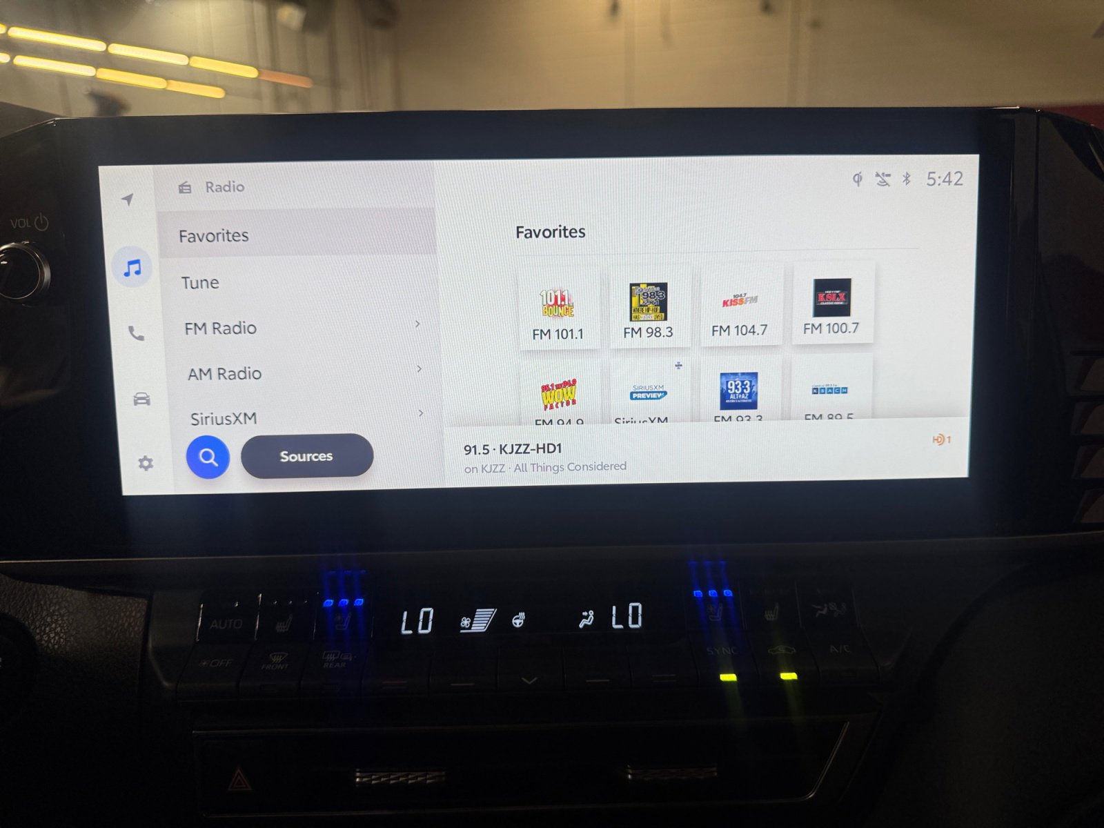 Certified 2025 Toyota Camry XSE w/ Premium Package image 28