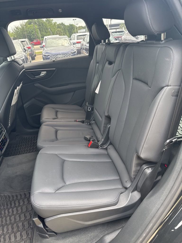 Used 2025 Audi Q7 3.0T Premium Plus w/ Premium Plus Package image 10