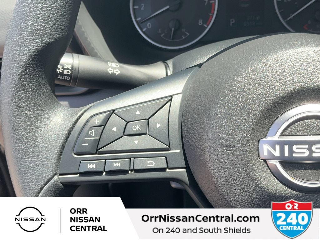 Used 2025 Nissan Sentra S FWD image 19