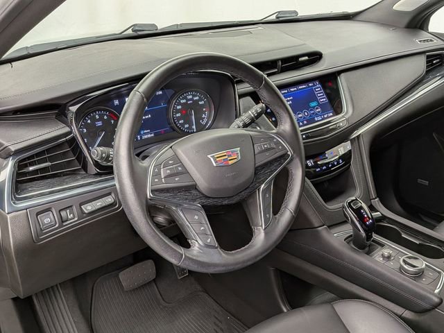 Certified 2023 Cadillac XT5 Premium Luxury w/ Technology Package image 9