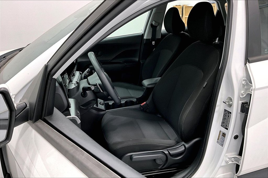 Used 2024 Hyundai Kona SE FWD image 30