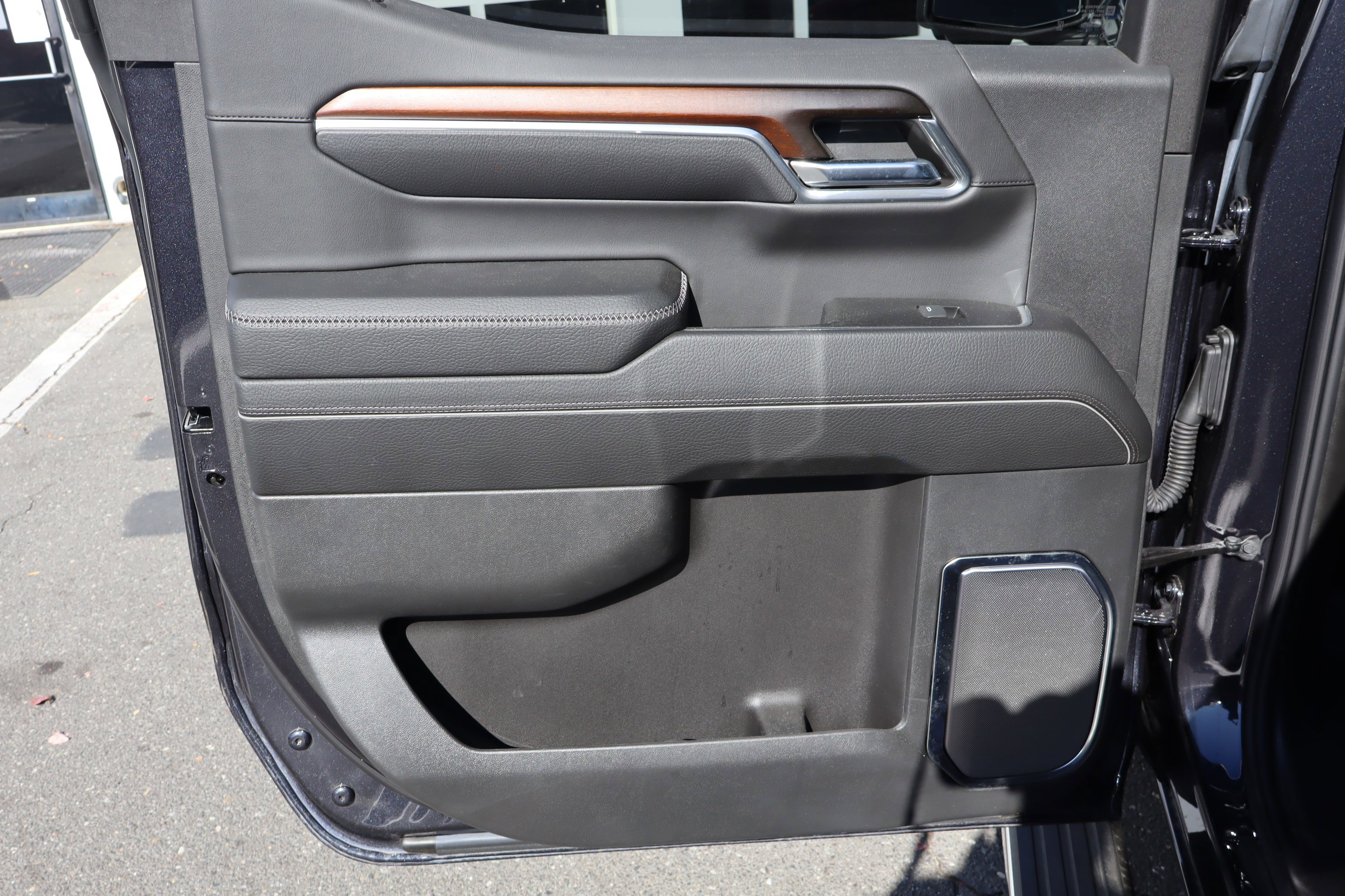 Used 2024 GMC Sierra 1500 Denali w/ Denali Reserve Package image 35