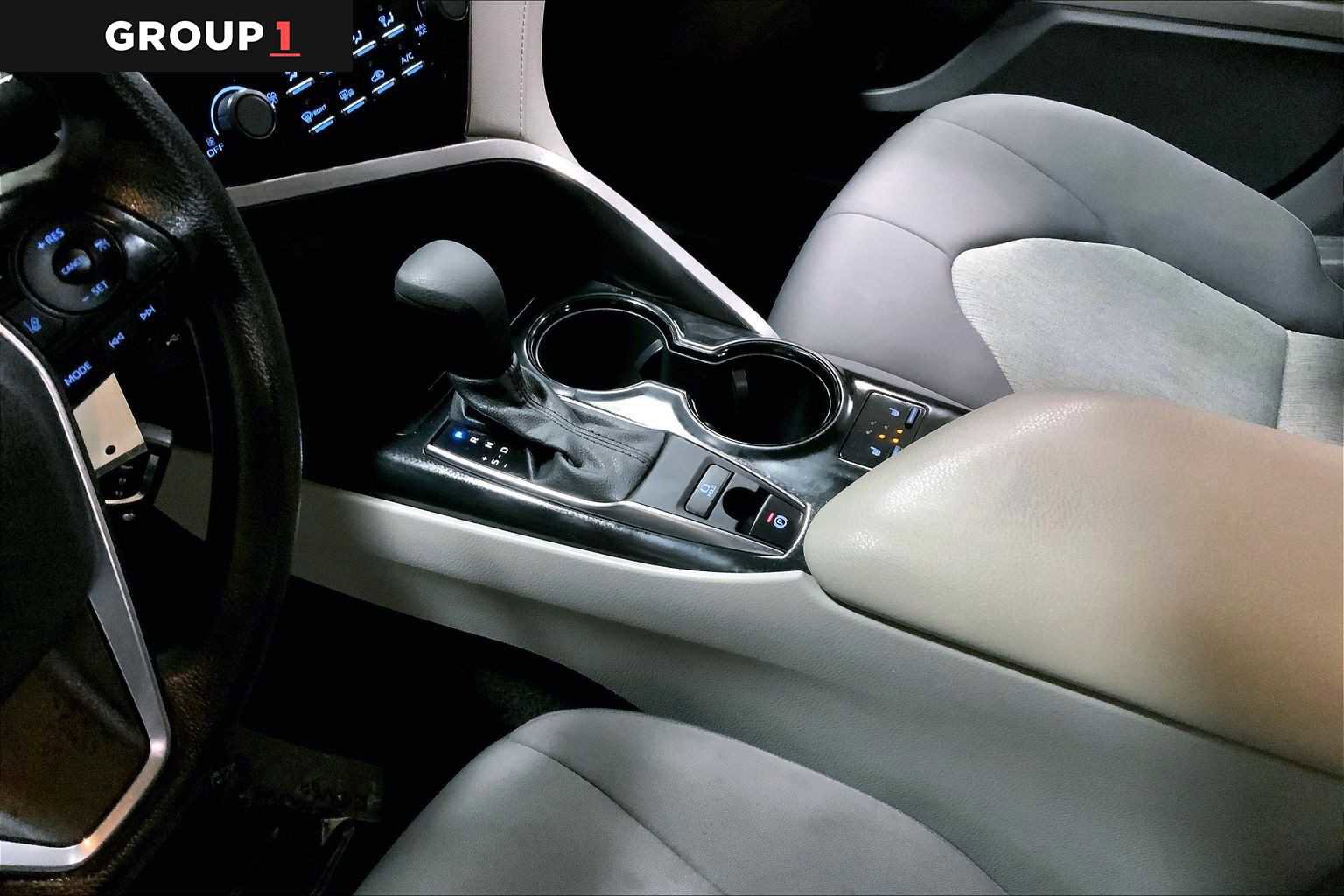 Used 2020 Toyota Camry LE w/ Cold Weather Package image 17