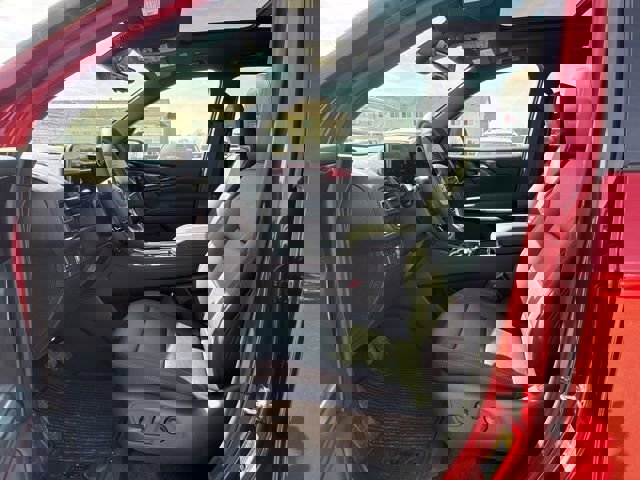 New 2026 Chevrolet Traverse Z71 w/ Driver Confidence Package image 13