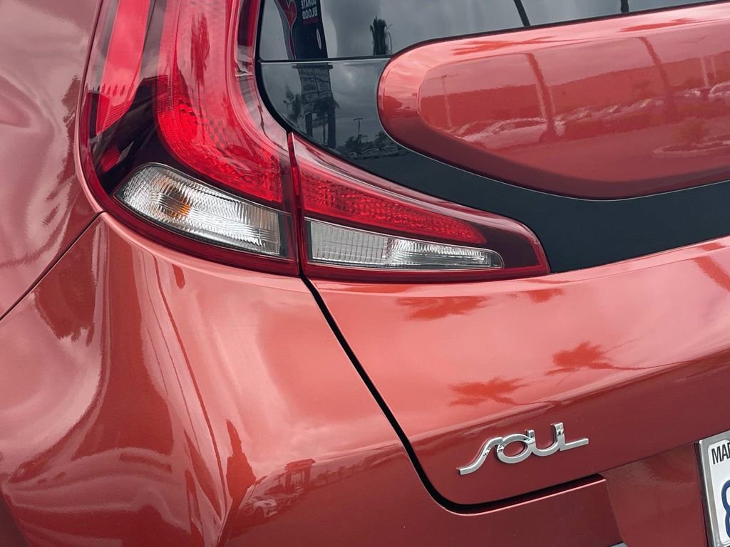Used 2021 Kia Soul X-Line FWD image 29