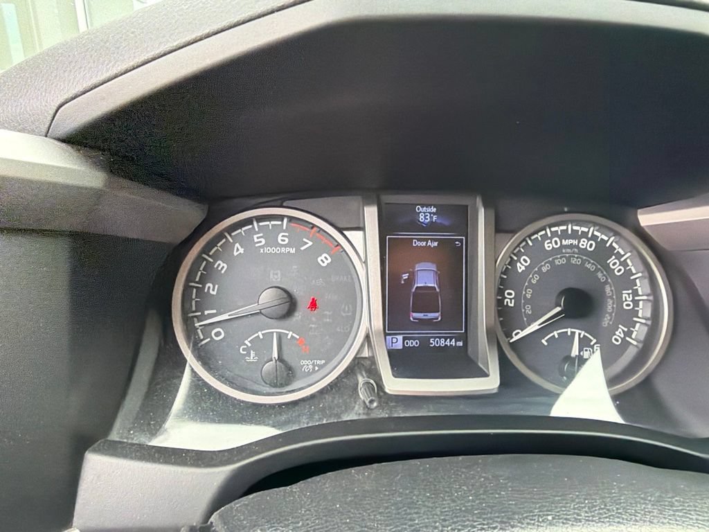 Used 2019 Toyota Tacoma SR5 RWD image 12